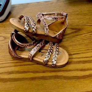 Toddler girls size 5 gladiator Sandler